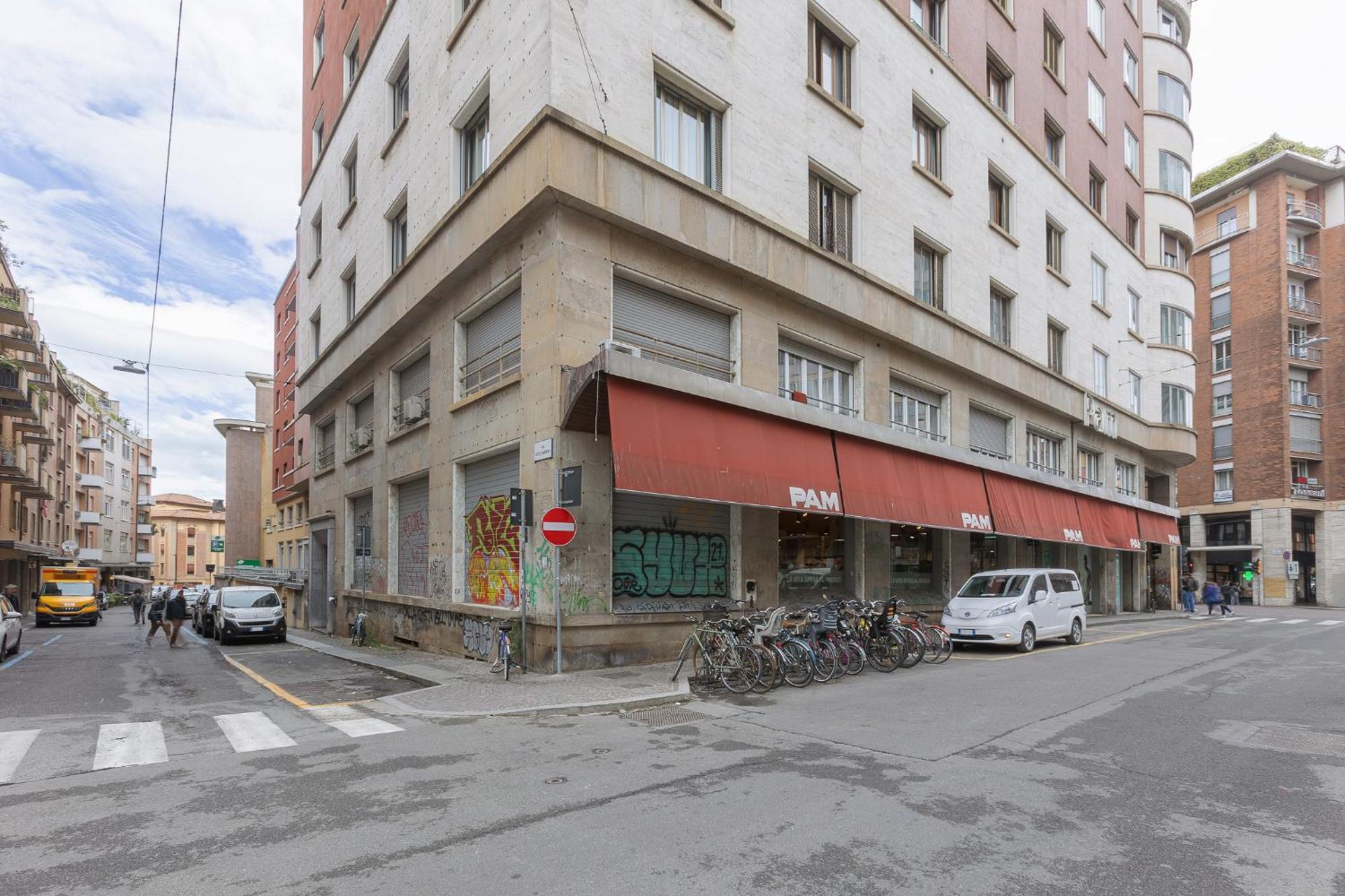 Matinum Central & Spacious Apartment Bolonya Dış mekan fotoğraf